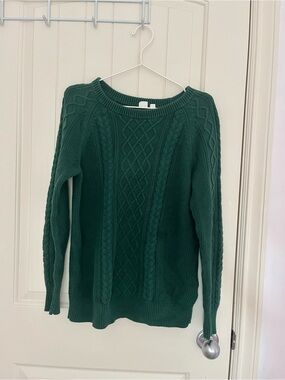 Green cable knit cotton sweater